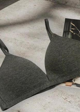Бюстгальтер / зручний бюстик