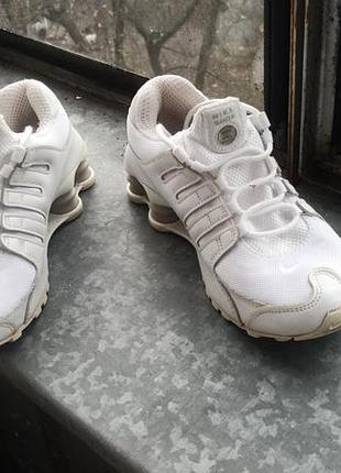 Кросівки жіночі. найк оригінал