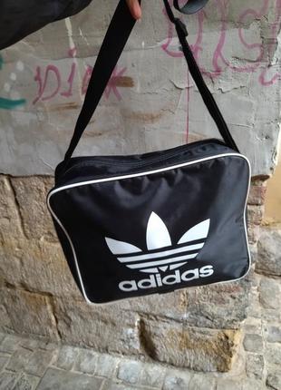 Спортивна сумка