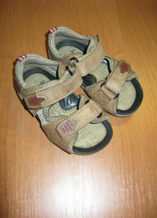 Босоніжки "clarks" розмір 4,5.