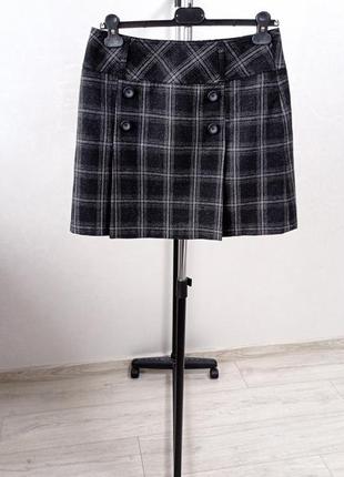 Фирменная базовая молодежная юбка от gessika р - 36-тонкая шерсть