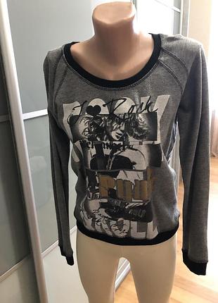 Кофта (свитшот)