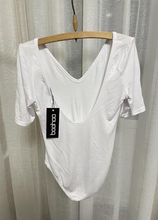 Біле боді boohoo
