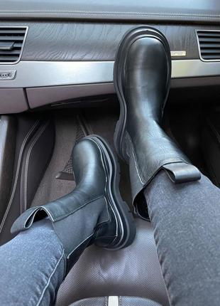 Зимние женские ботинки bottega ❄️ ботеги чёрные с мехом7 фото