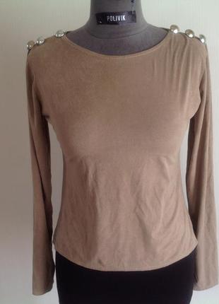 Замшевая трикотажная стильная футболка.