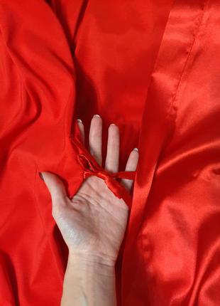 Комплект атласный пижама с кружевом и халат красный4 фото