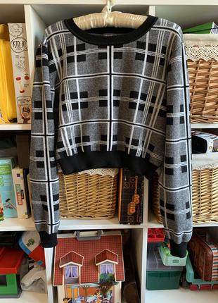 Светр укорочений : чорно-білий