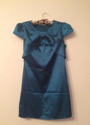 Платье изумрудного цвета, шелк армани, темно зеленое