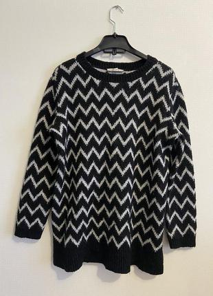 Светр esprit чорно - білий зіг заг