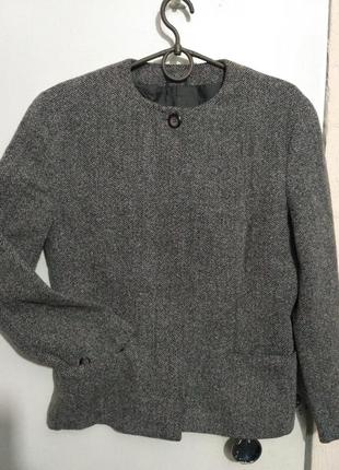 Итальянский стильный шерстяной пиджак "в рубчик"4 фото