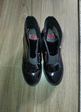 Ботиночки-лак