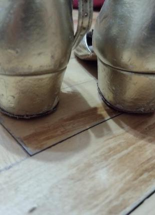 Бальные туфельки на девочку золотые 5