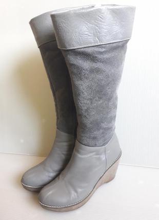 Зимові чоботи на платформі