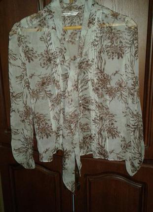 Нежная тоненькая блузочка 100% шелк