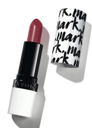 Губная помада с эффектом объема" avon mark - berry cute