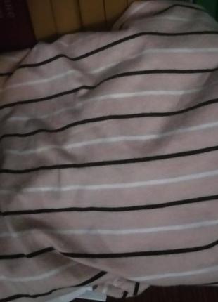 Подовжена коттоновая футболка туніка нюдового кольору в смужку5 фото