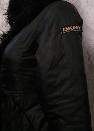 Фирменная куртка dkny