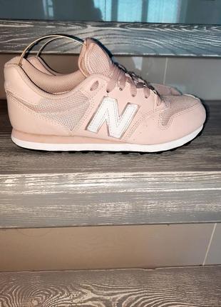 Кросівки new balance