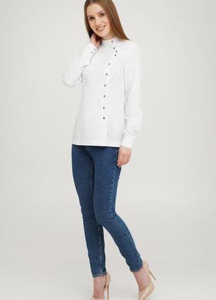 Однотонная белая женская рубашка с асимметричным дизайном aloё #33 фото