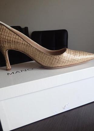 Туфли кожа manolo blahnik  38,52 фото