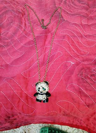 Кулон на цепочке панда