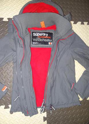 Мега стильная куртка с защитой от ледяного ветра superdry p m1 фото