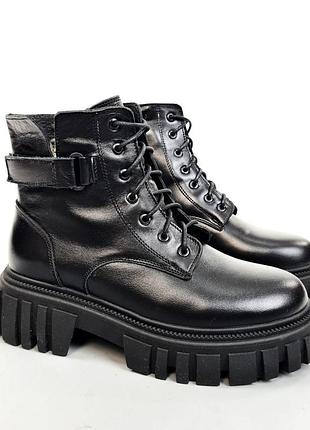 Зимние ботинки из натуральной кожи