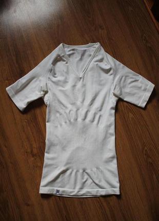 Термо компрессионная футболка equmen core precision v-neck t-shirt white2 фото