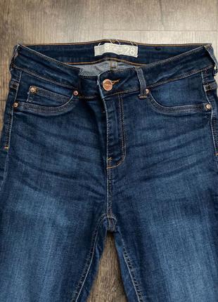 Классные джинсы скинни amisu s в отличном состоянии3 фото