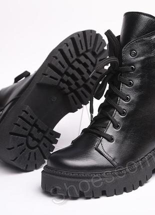 Женские зимние кожаные ботинки topas 21180 черные7 фото