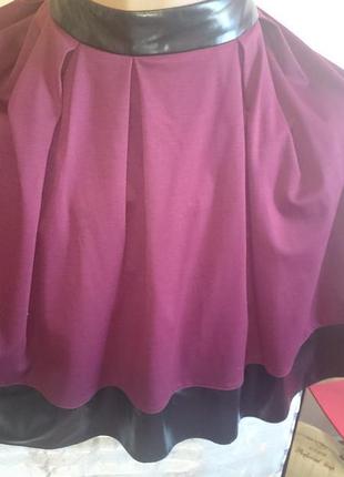 Шикарная брендовая юбка-клеш boohoo, плотная, зимняя, с кожаным декором размер 50/526 фото