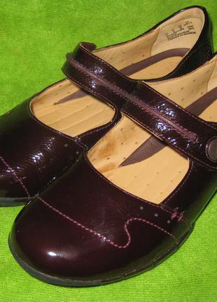 Туфли clarks,р.38 стелька 25,5см кожа1 фото