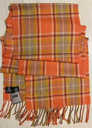 Очень красивый и стильный брендовый длинный шарф в клетку.