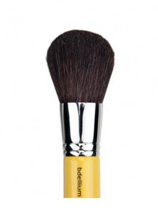 #розвантажую пензель для бронзера і пудри studio/travel line 992 bronzer brush3 фото