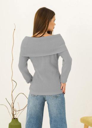 Сірий ангоровий в'язаний светр з відворотом3 фото