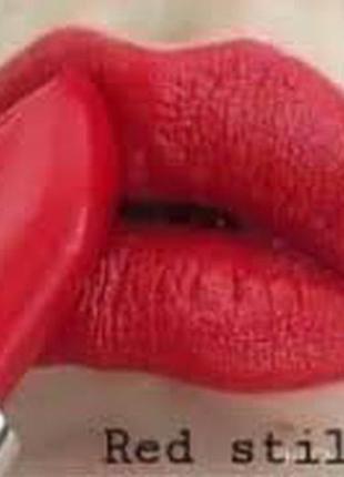 Набір помада червона туфелька і олівець червоний мері кей mary kay мері кей