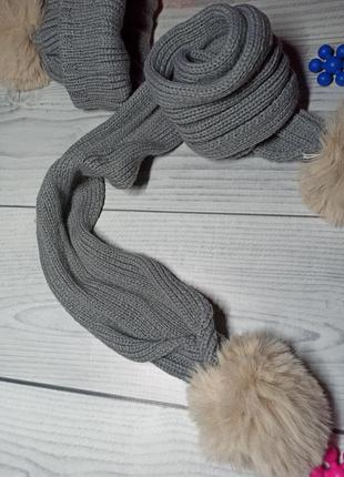 Теплый вязанный набор шапка+шарф, комплект демисезонный шапка и шарф с помпонами4 фото