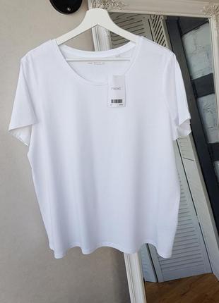 Біла базова футболка великого розміру2 фото
