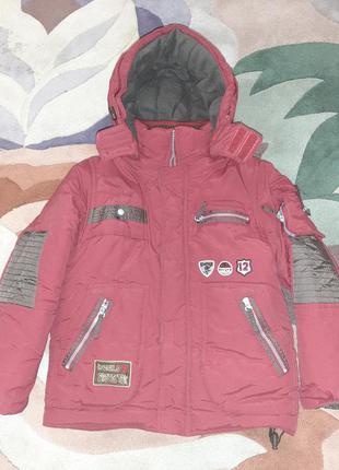 Зимняя куртка на 128-134см.1 фото