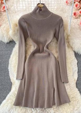 Платье-трапеция