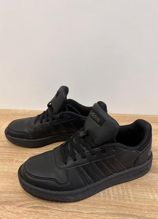 Чёрные кроссовки adidas2 фото