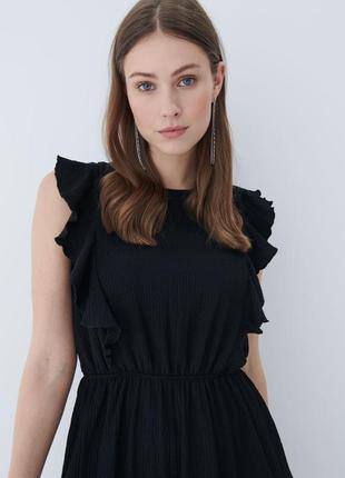 Черное мини платье, платье с открытой спинкой3 фото