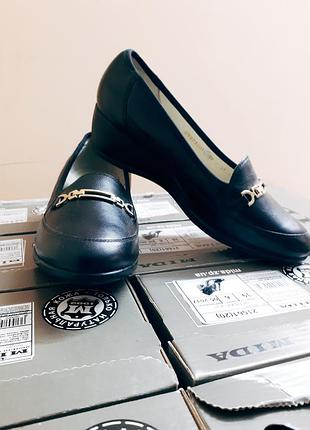 Классические кожаные туфли на танкетке mida 21373(1)