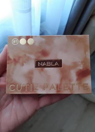 Палетка тіней nabla cutie palette