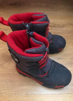 Сапоги для мальчика osh kosh в отличном состоянии