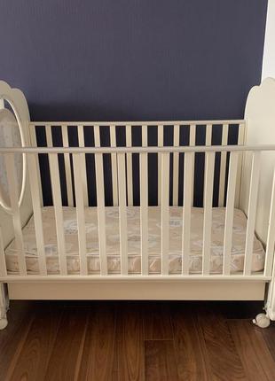 Детская кроватка «abbracci by trudi»  «baby expert»