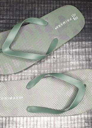 В'єтнамки primark