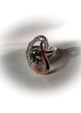 🫧 18.5 размер кольцо серебро с золотом фианит зелёный2 фото