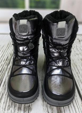 Чобітки дутики жіночі короткі на шнурках кольору темне срібло paolla4 фото