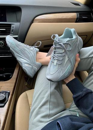 Кроссовки adidas yeezy 700 blue